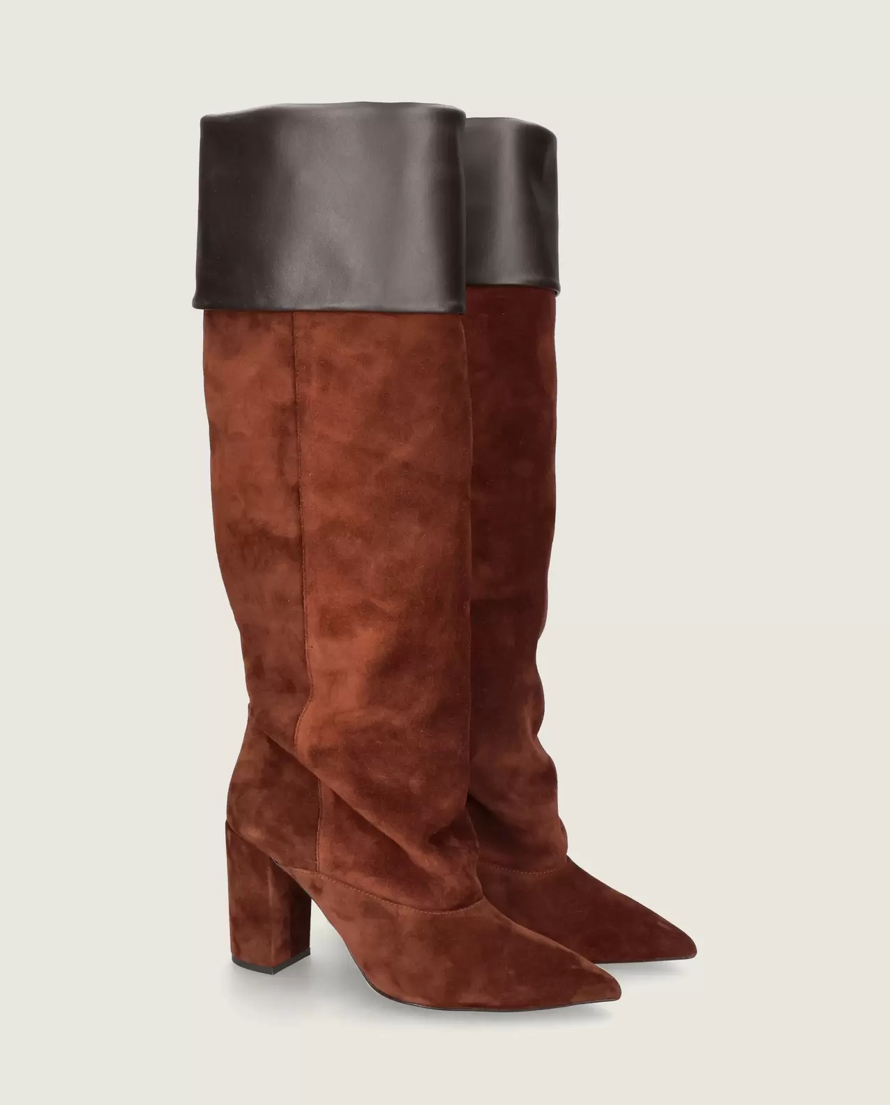 Alya boot in brown suede