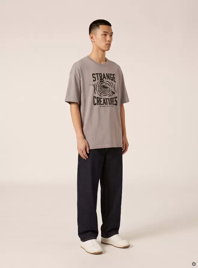 Camiseta con estampado Strange Creatures Nightmare Before Christmas / Alcott