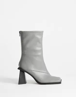 Topshop botín de tacón con vira extendida en gris