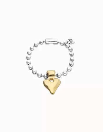 Bead bracelet with heart detail
