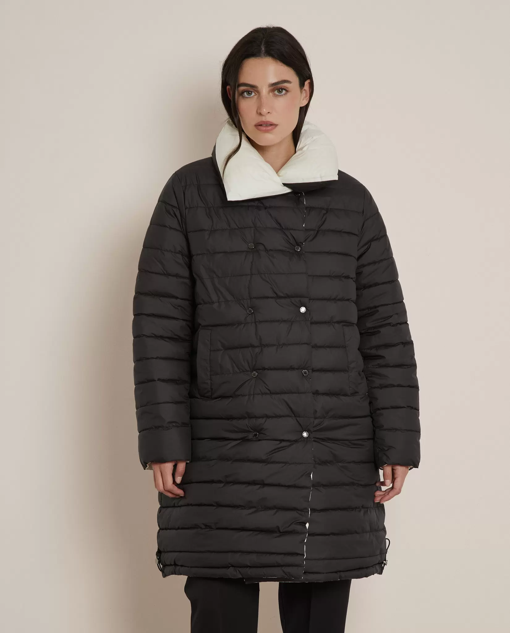 ABRIGO ACOLCHADO LARGO REVERSIBLE