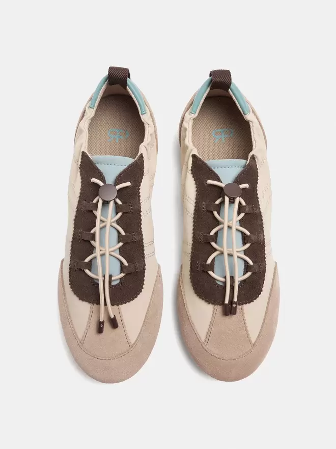 Zapatillas detalles de piel cordón elástico
