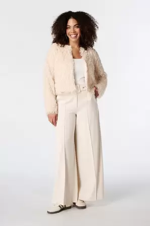 Pantalones anchos con cinturón