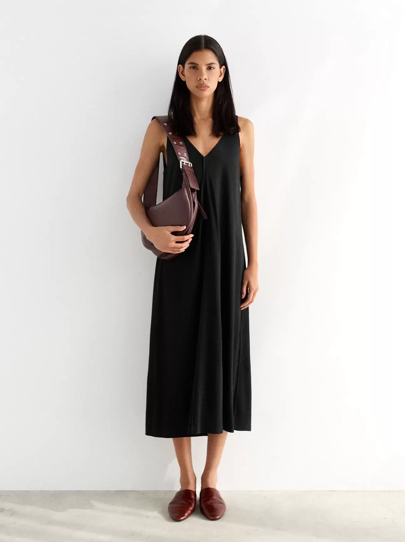 Vestido Midi Con Tirantes