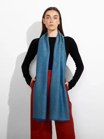 Estola Zaina De Baby Alpaca Color Celeste