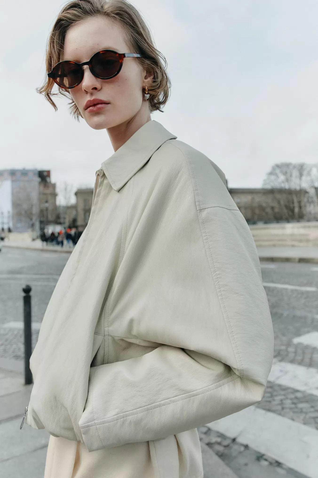 CHAQUETA BOMBER EFECTO PIEL