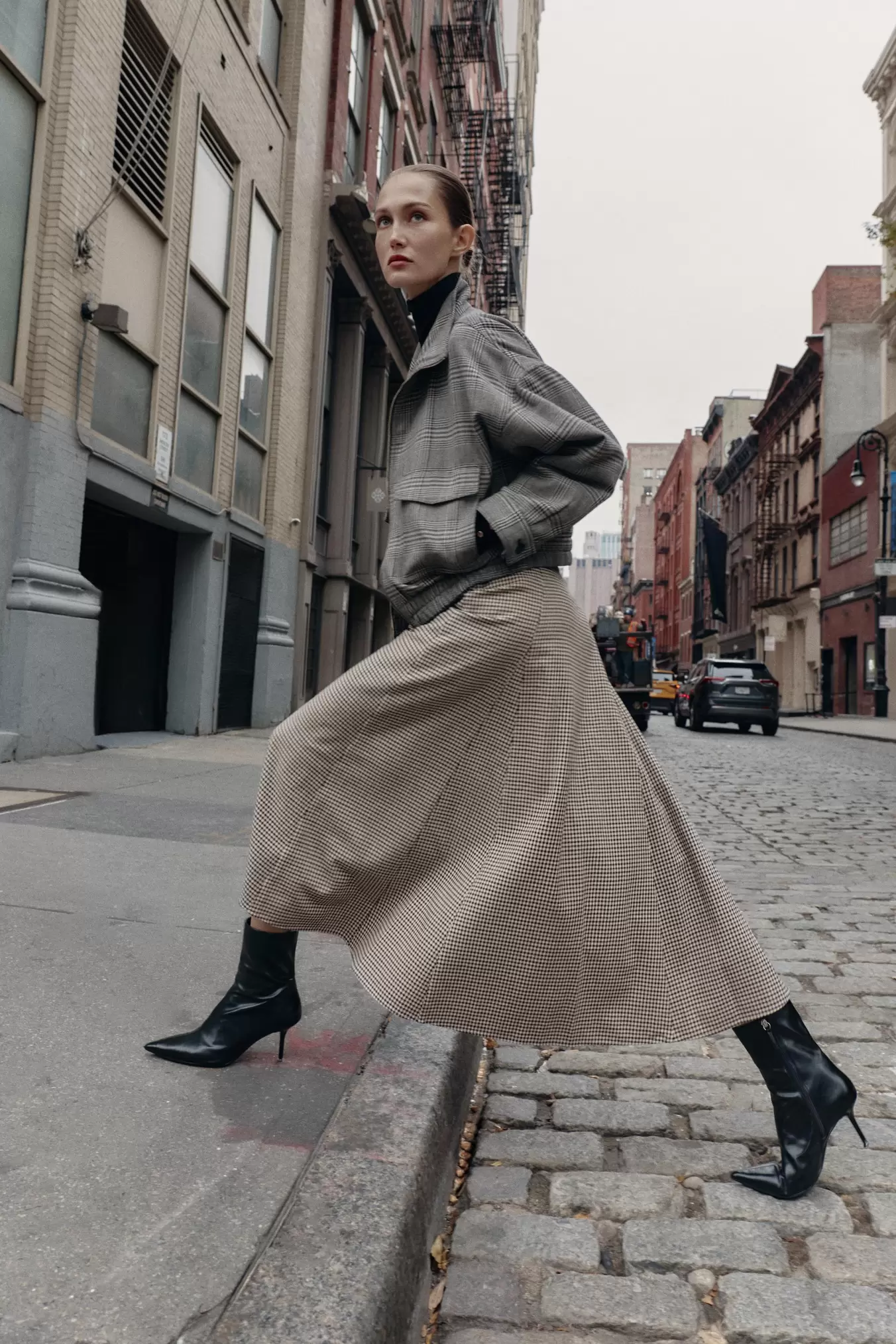 FALDA MIDI CAPA CINTURÓN PATA DE GALLO