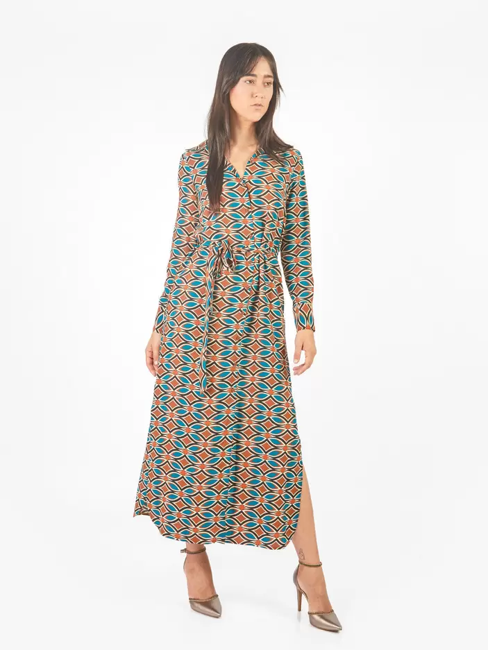 Vestido maxi camisero estampado geométrico lazo cinturón