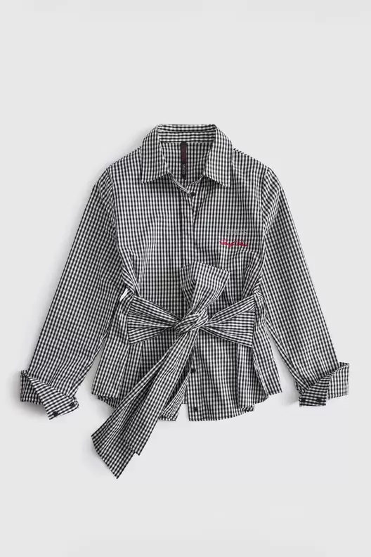 Camisa con lazo estampado