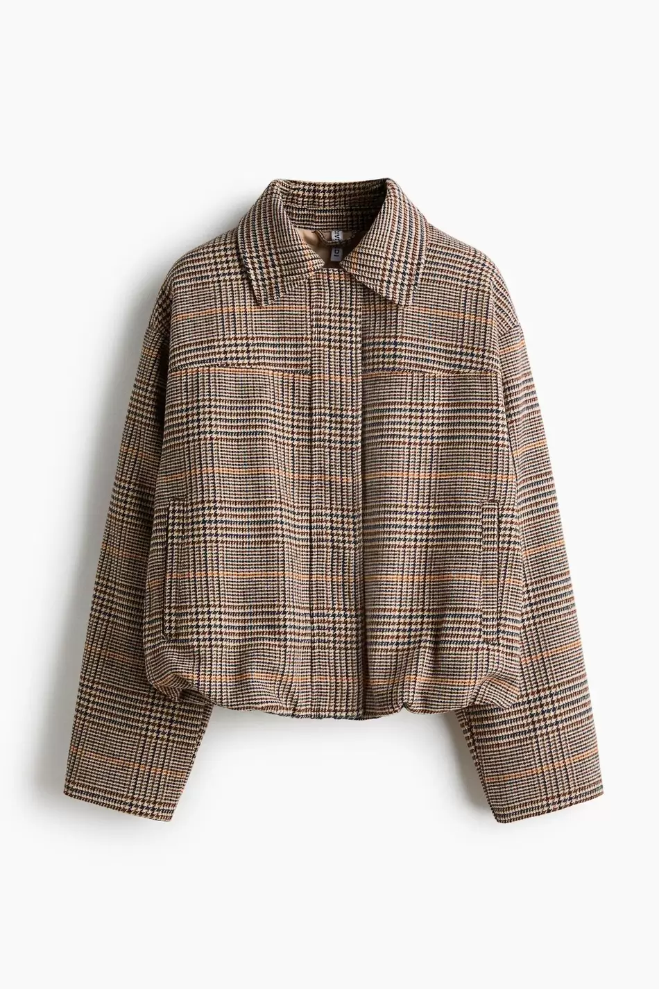Casaca bomber con cuello