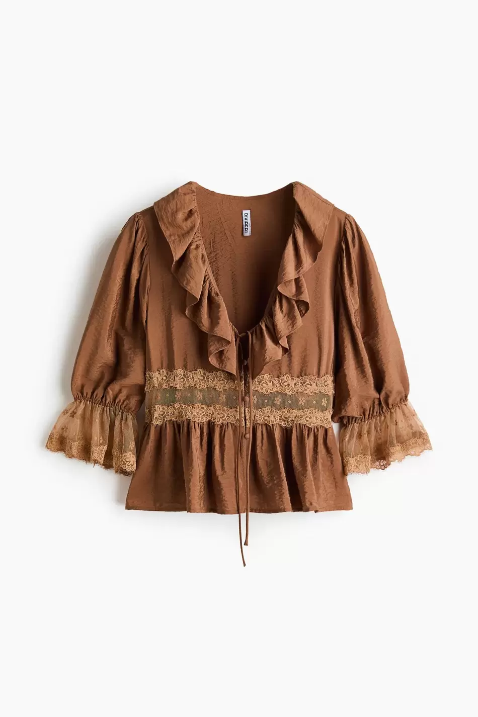 Blusa con detalles de encaje