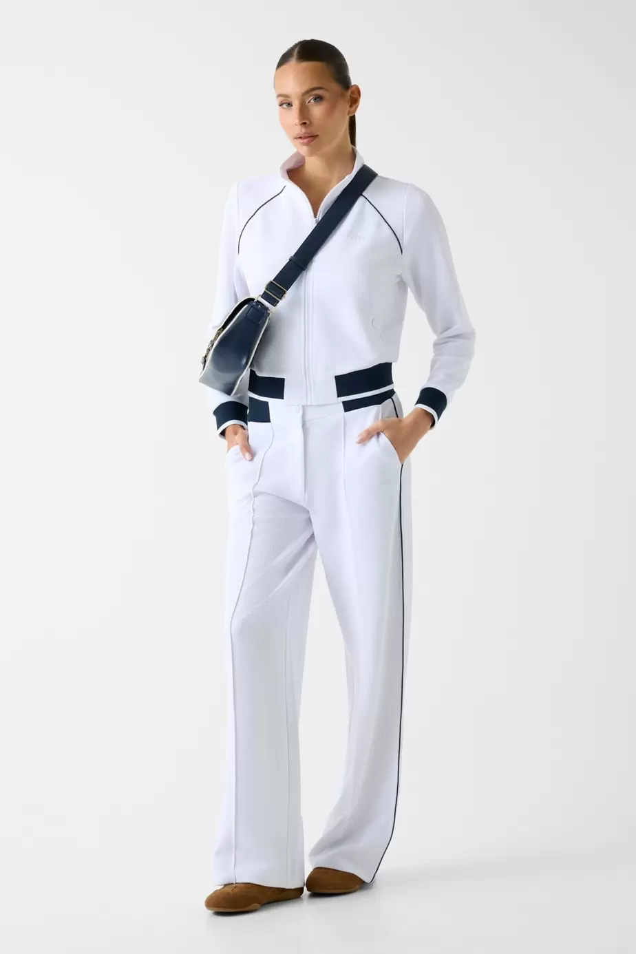 Pantalones de chándal de pierna acampanada
