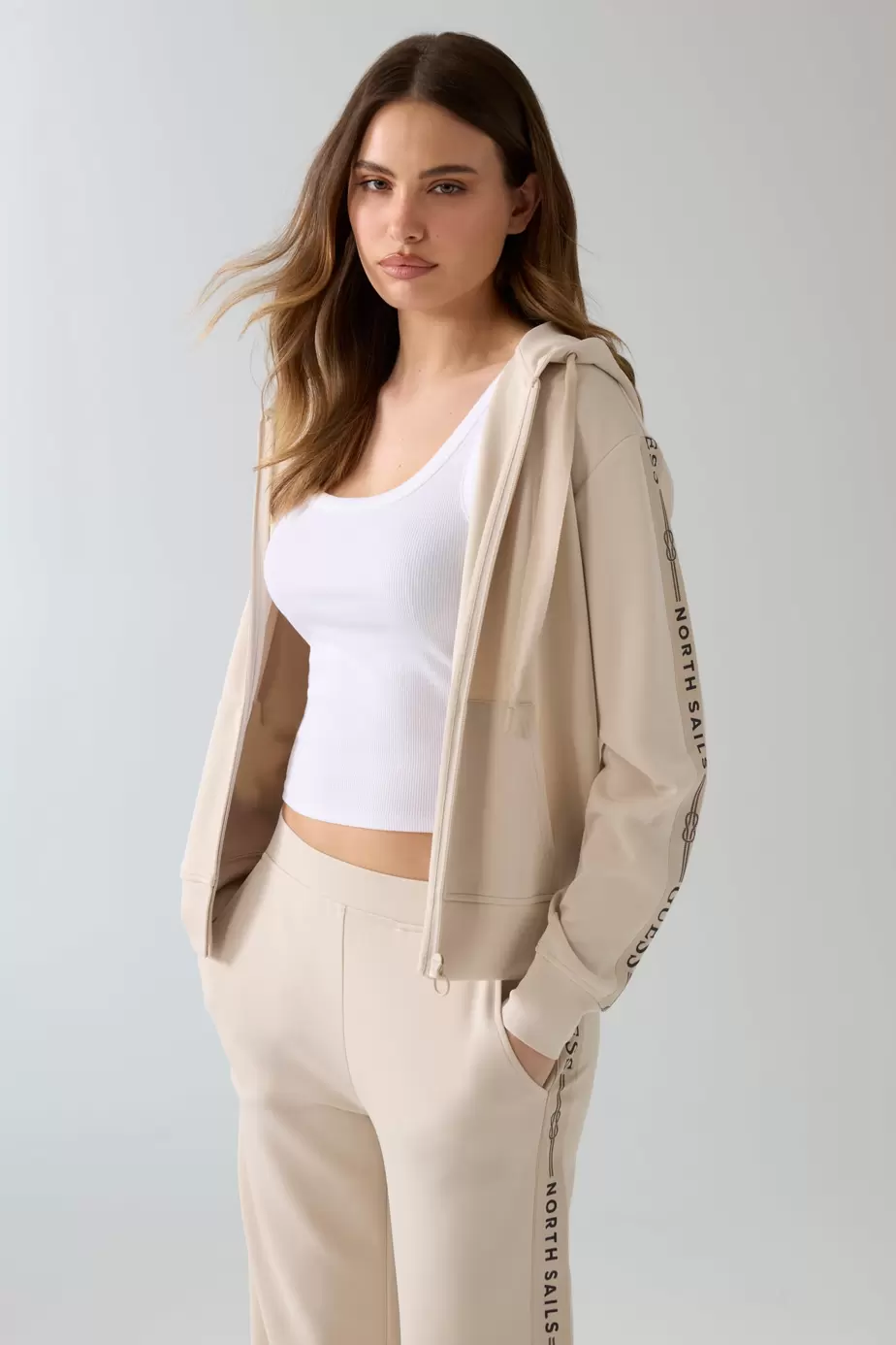Sudadera con cinta de logo