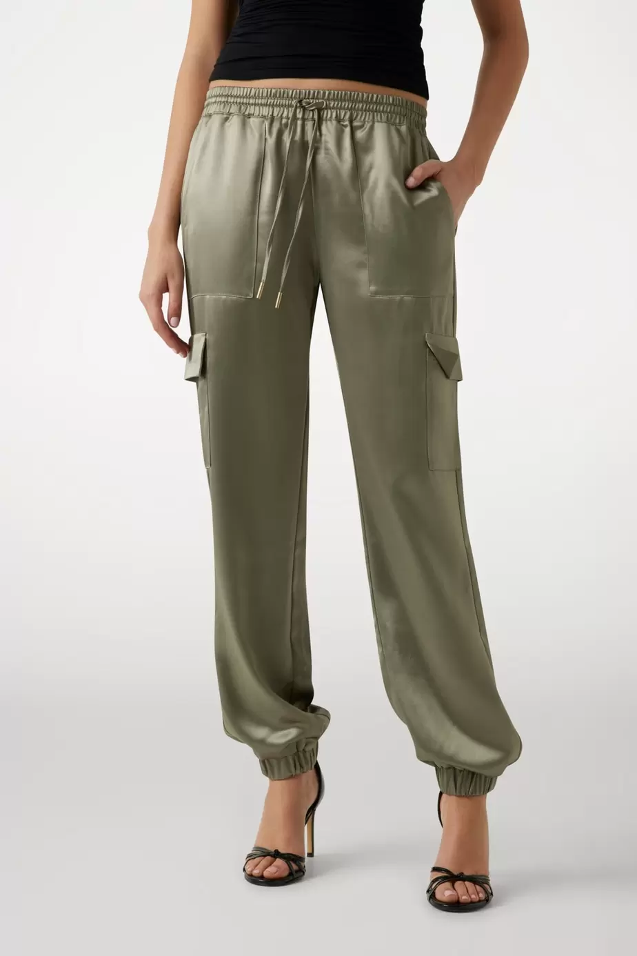 Joggers cargo corte slim