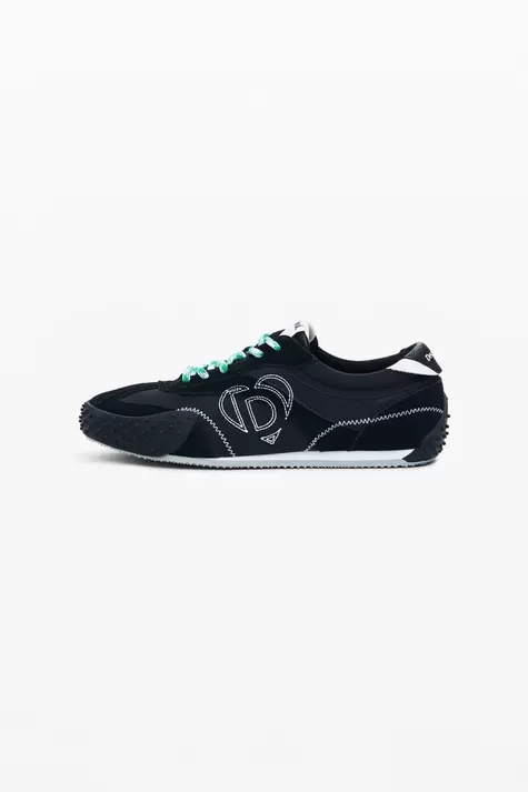 Zapatillas logo bordado