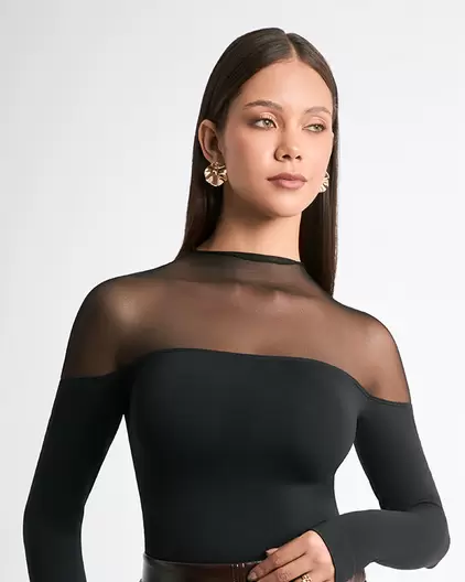 CAMISETA SIN COSTURAS EXTERIOR ABBIE