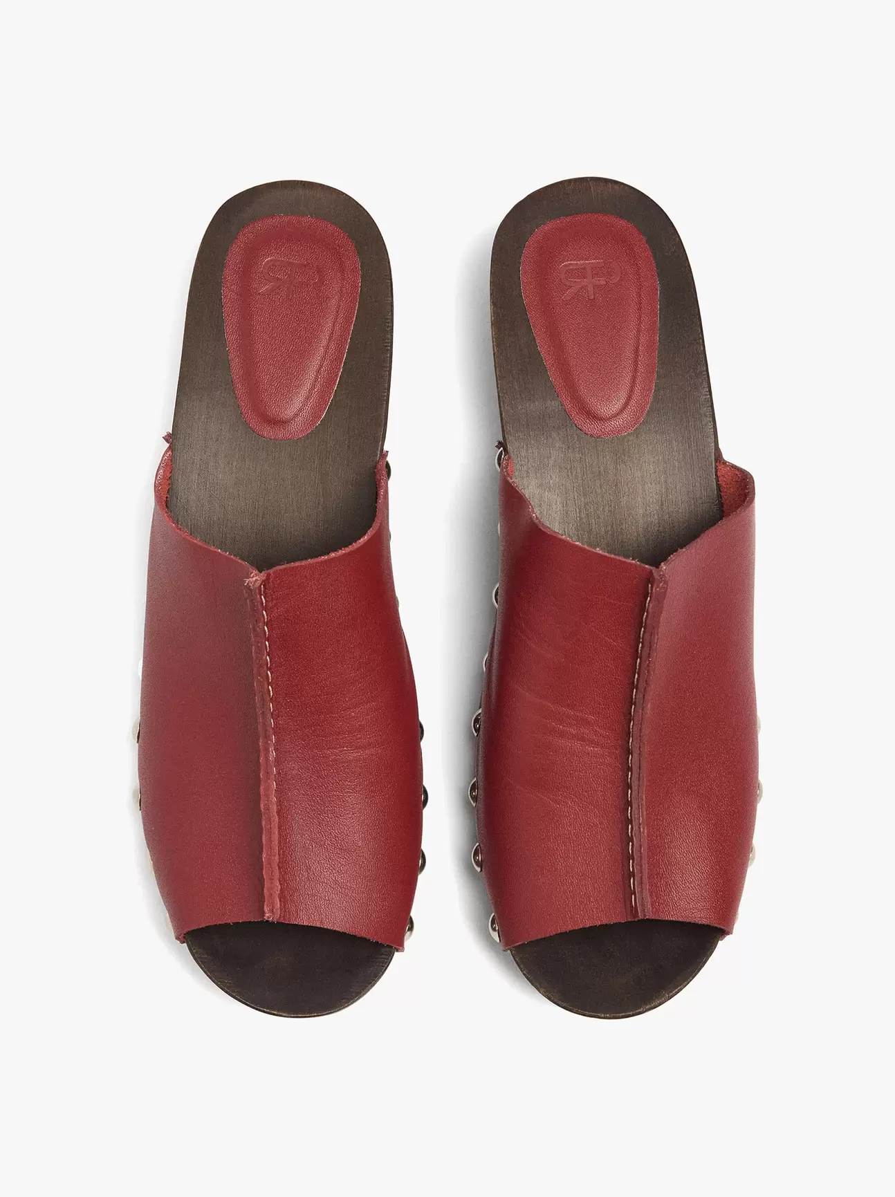Sandalias Tipo Zueco De Cuero Con Tachuelas