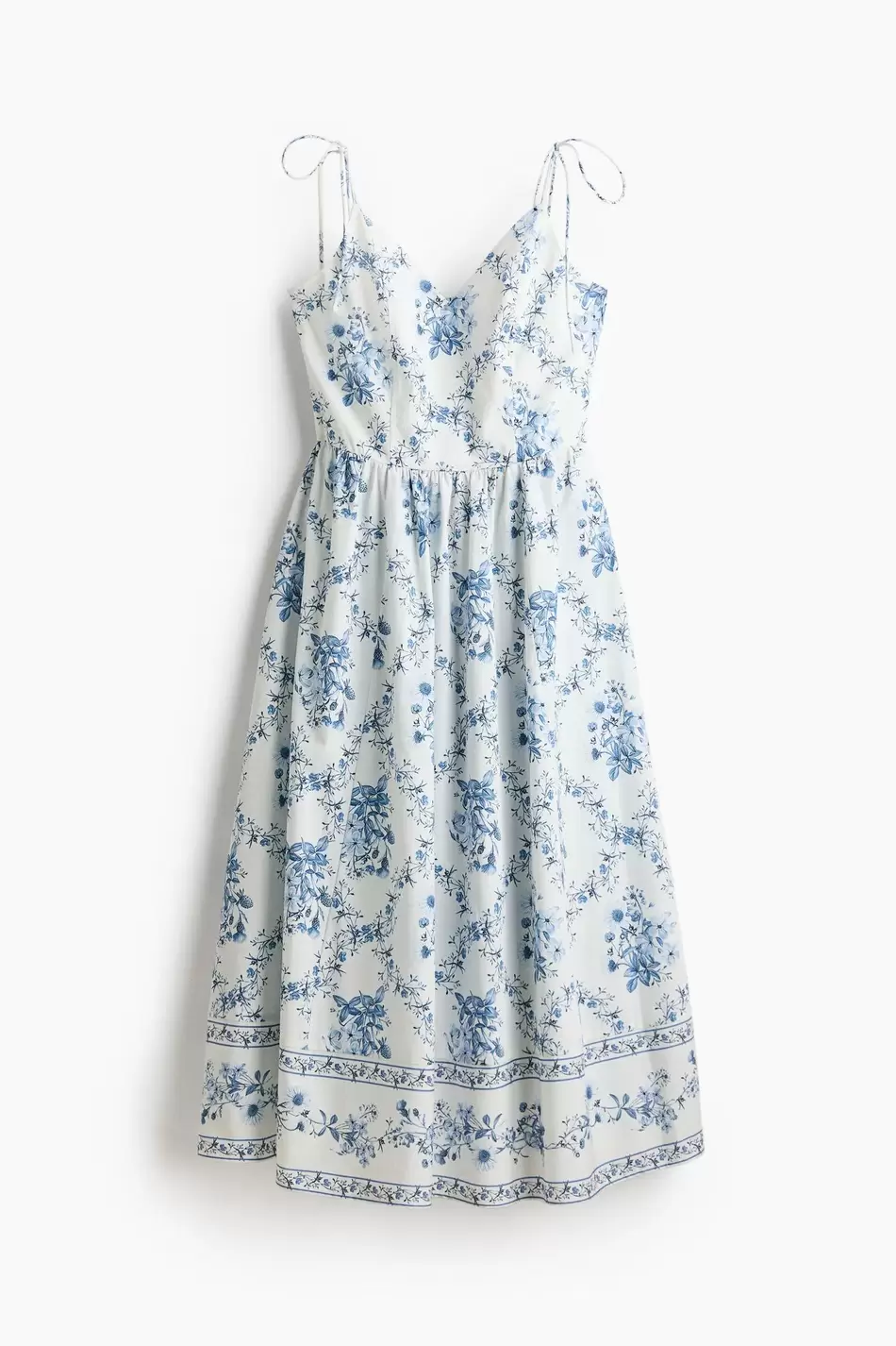 Vestido de tirantes espagueti con vuelo