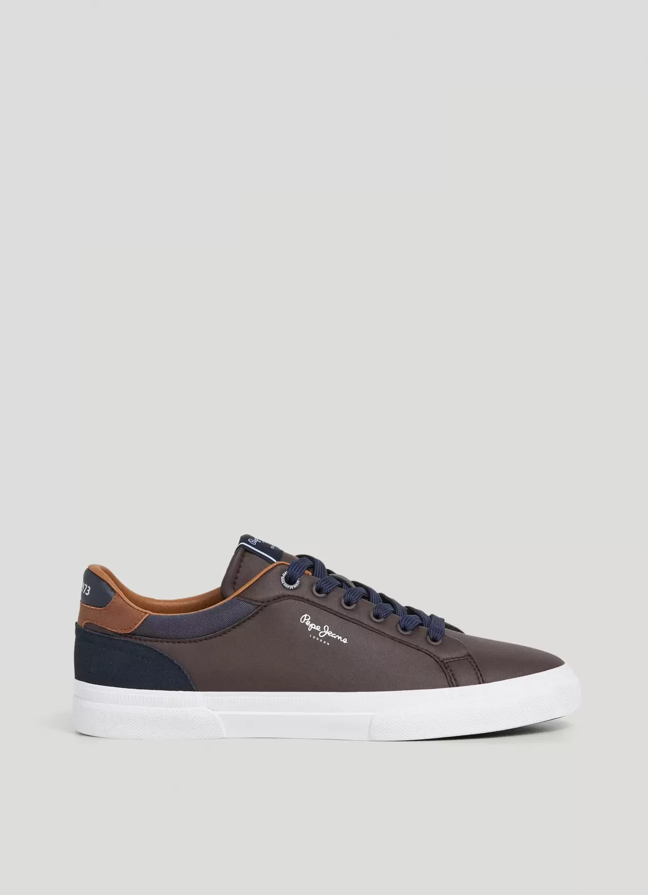 Kenton - Zapatillas Clásicas Con Detalles En Ante