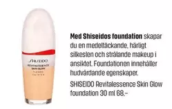 Revitalessence Skin Glow foundation
