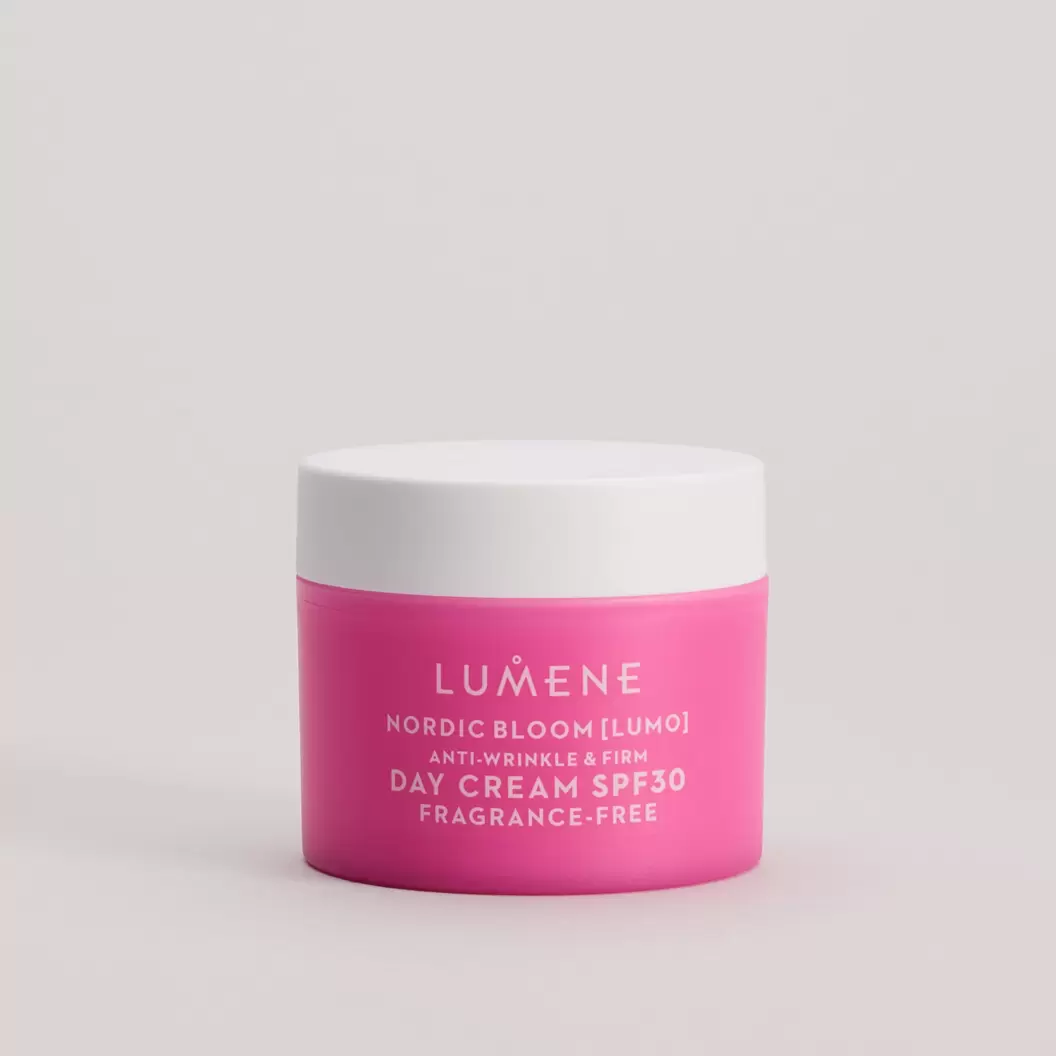 Kiinteyttävä hajusteeton päivävoide SPF30