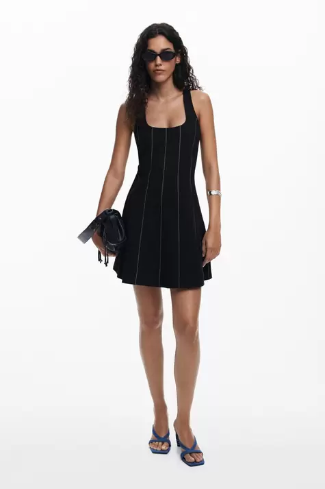 Short dress with panels