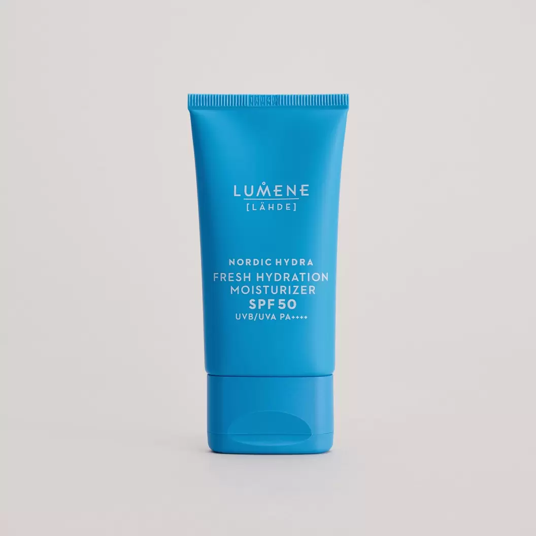 Tehokosteuttava päivävoide SPF50