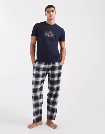 New Look Christmas pyjama set in navy