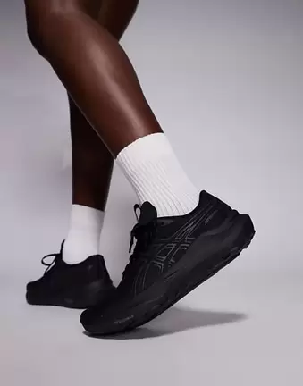 Asics GT-2000 14 running trainers in black