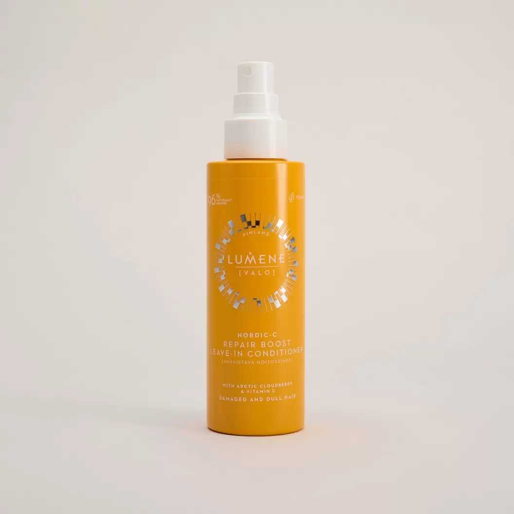 Vahvistava hoitosuihke