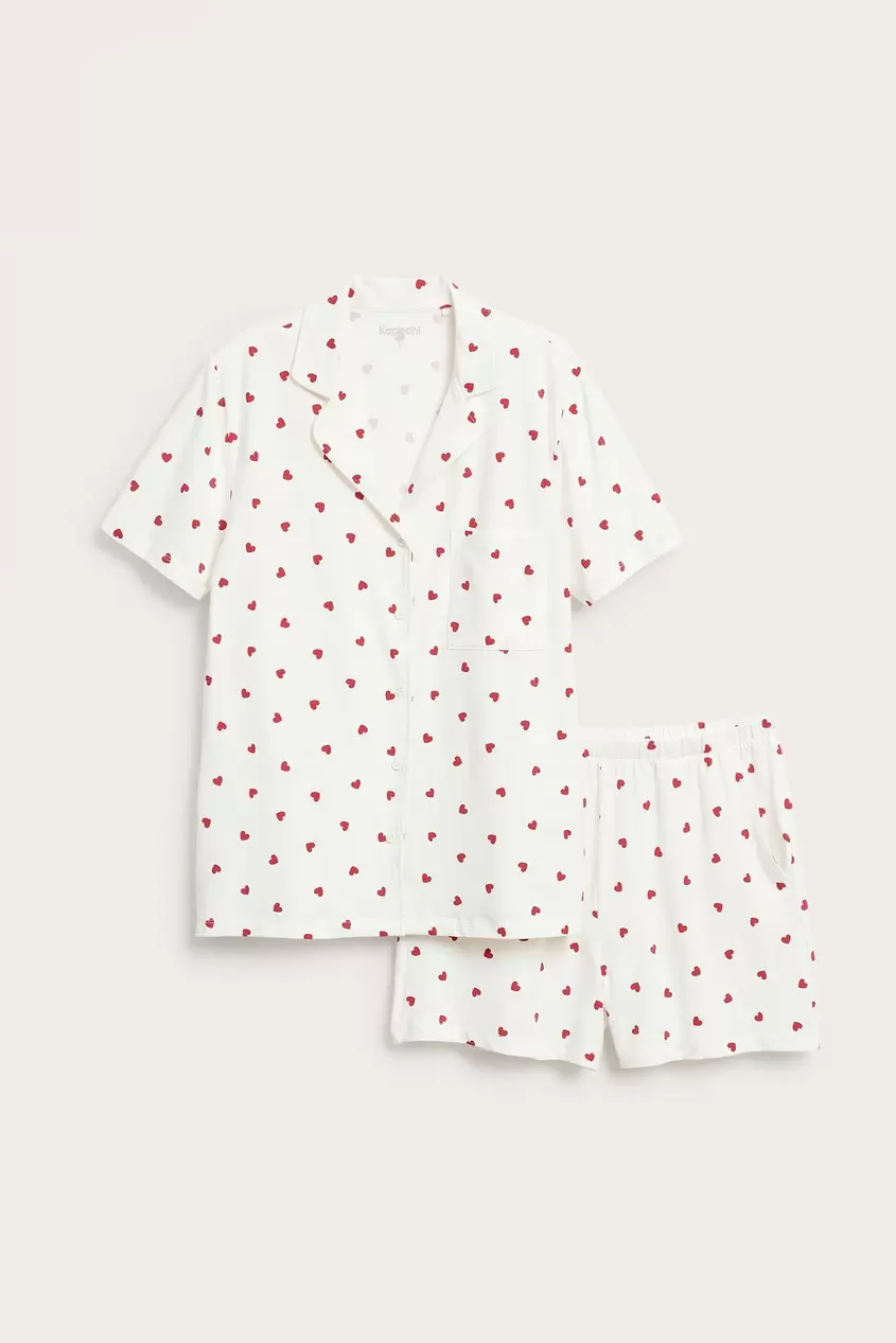 Sydänkuvioinen naisten pyjama