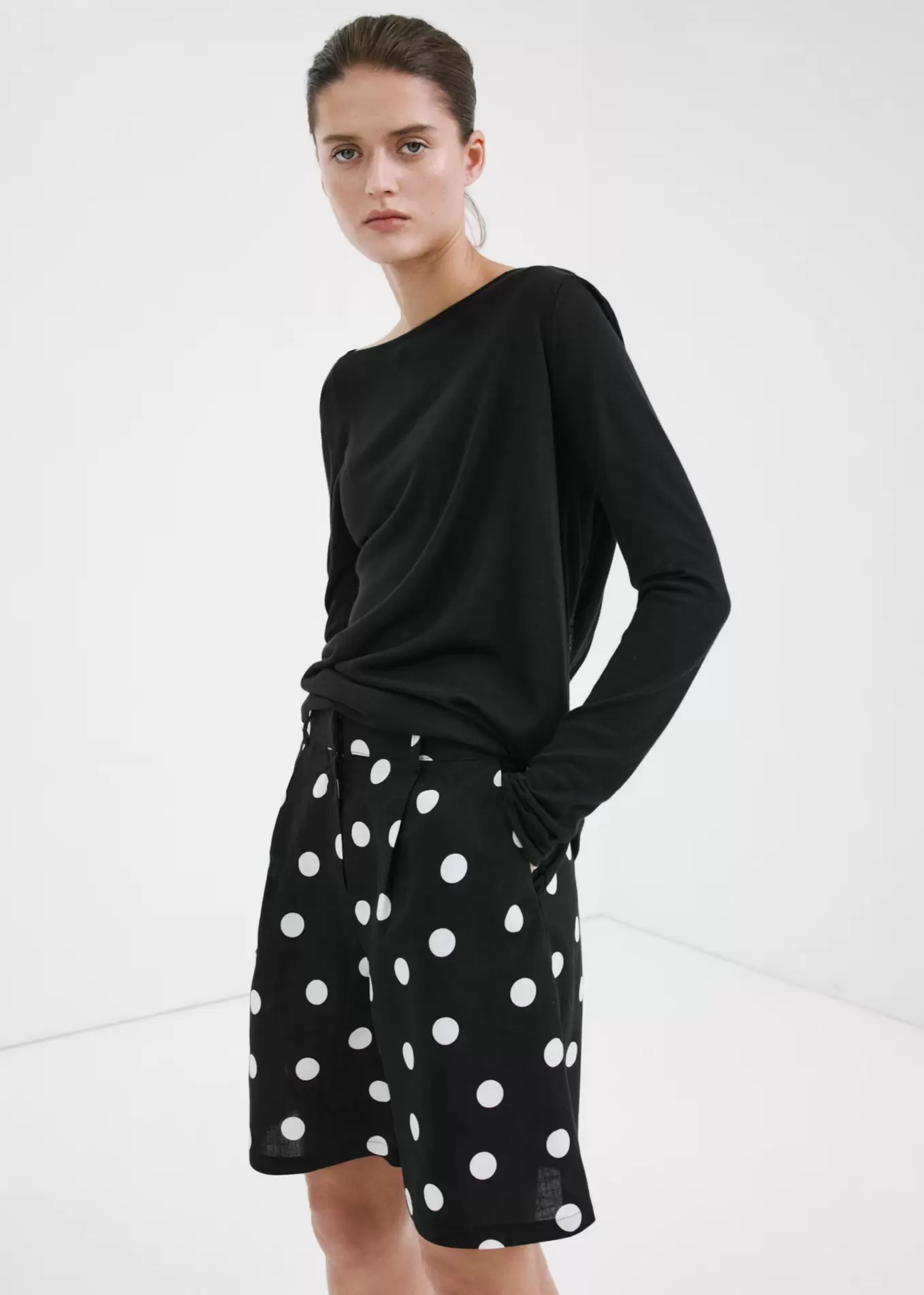 Lyocell polka dot shorts