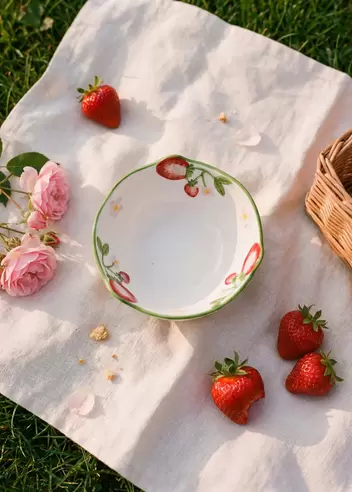 Bowl with embossed strawberries -...