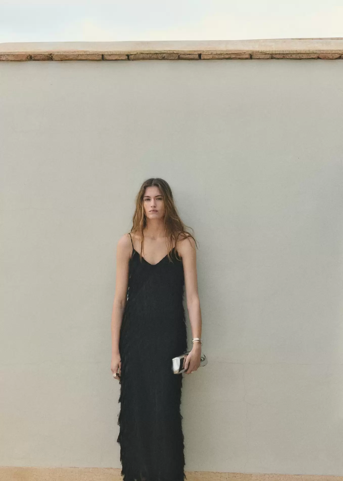 Long dress with frayed finishes