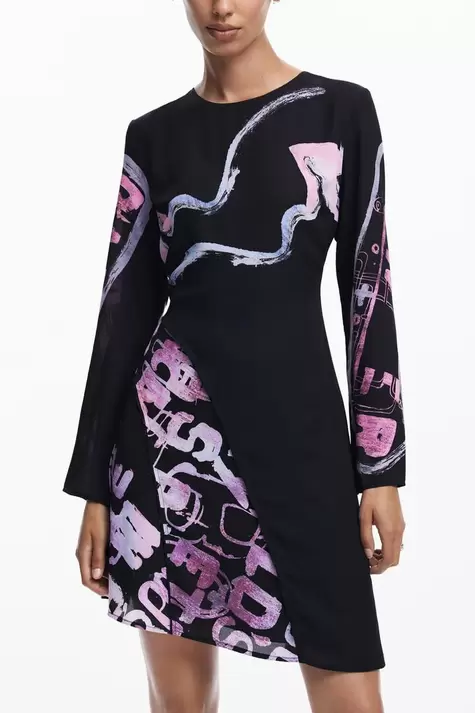 Asymmetric short dress with letters