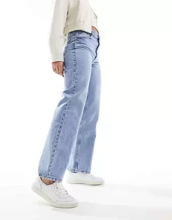 Mango Matilda straight leg jeans in light blue