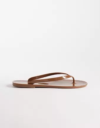 ASOS DESIGN Foxton jelly flip flops in chocolate