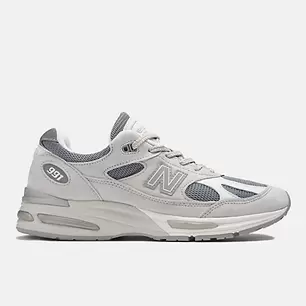 Made in UK 991v2