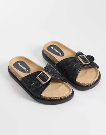 Glamorous flat woven sandals in black