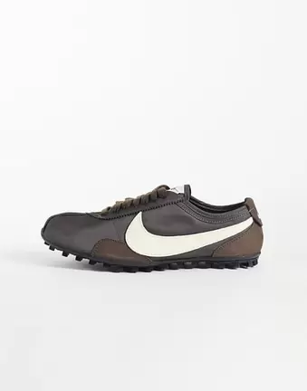 Nike Moon Shoe trainers in dark brown