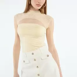 Short sleeve with lace