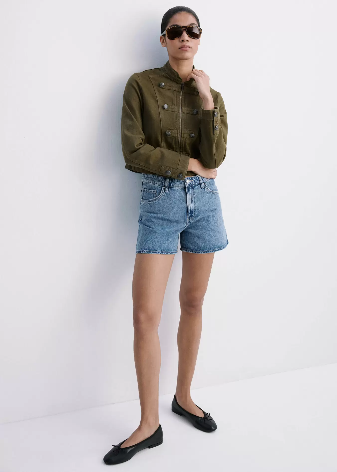 Straight-fit denim shorts