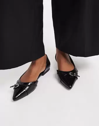 New Look buckle pointed ballet flat in black
