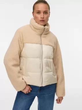 VMHOLLY Takit