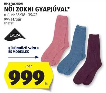 Up - NŐI ZOKNI GYAPJÚVAL*