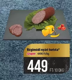 Régimódi nyári turista