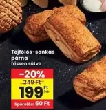 Tejfölös-sonkás párna frissen sütve