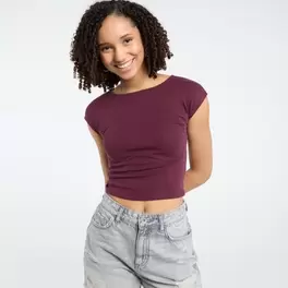 Small fitted t-shirt