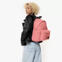 EASTPAK
										DAY PAK'R                                                                                    PEACH PINK
