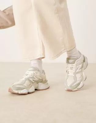 New balance 9060 trainers in off white and green
